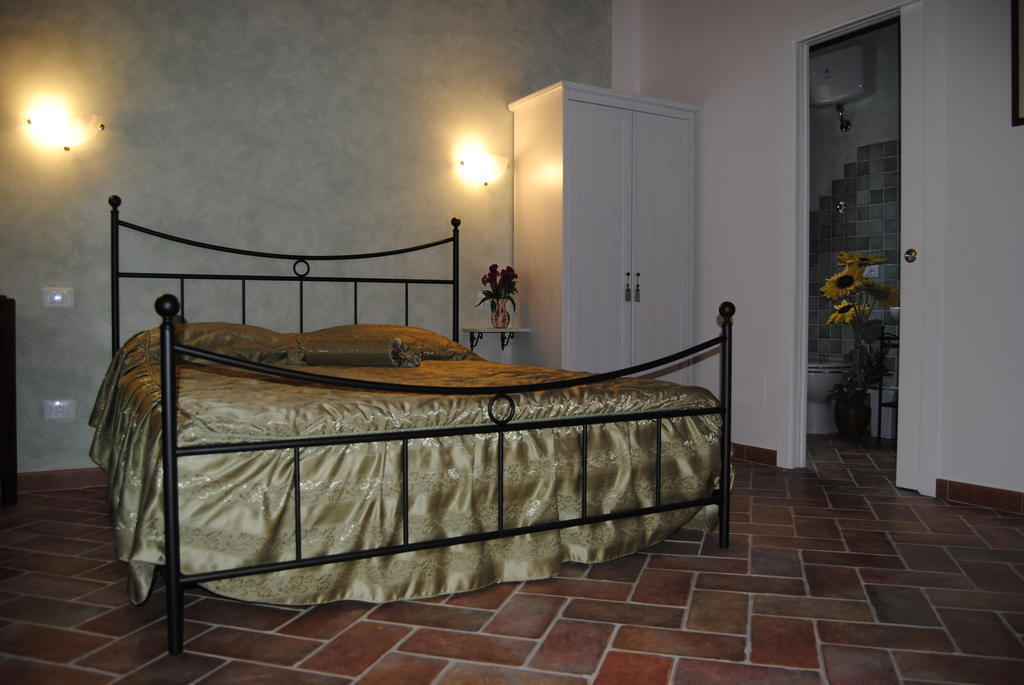 Hotel Fra I Mesi Ambra Esterno foto