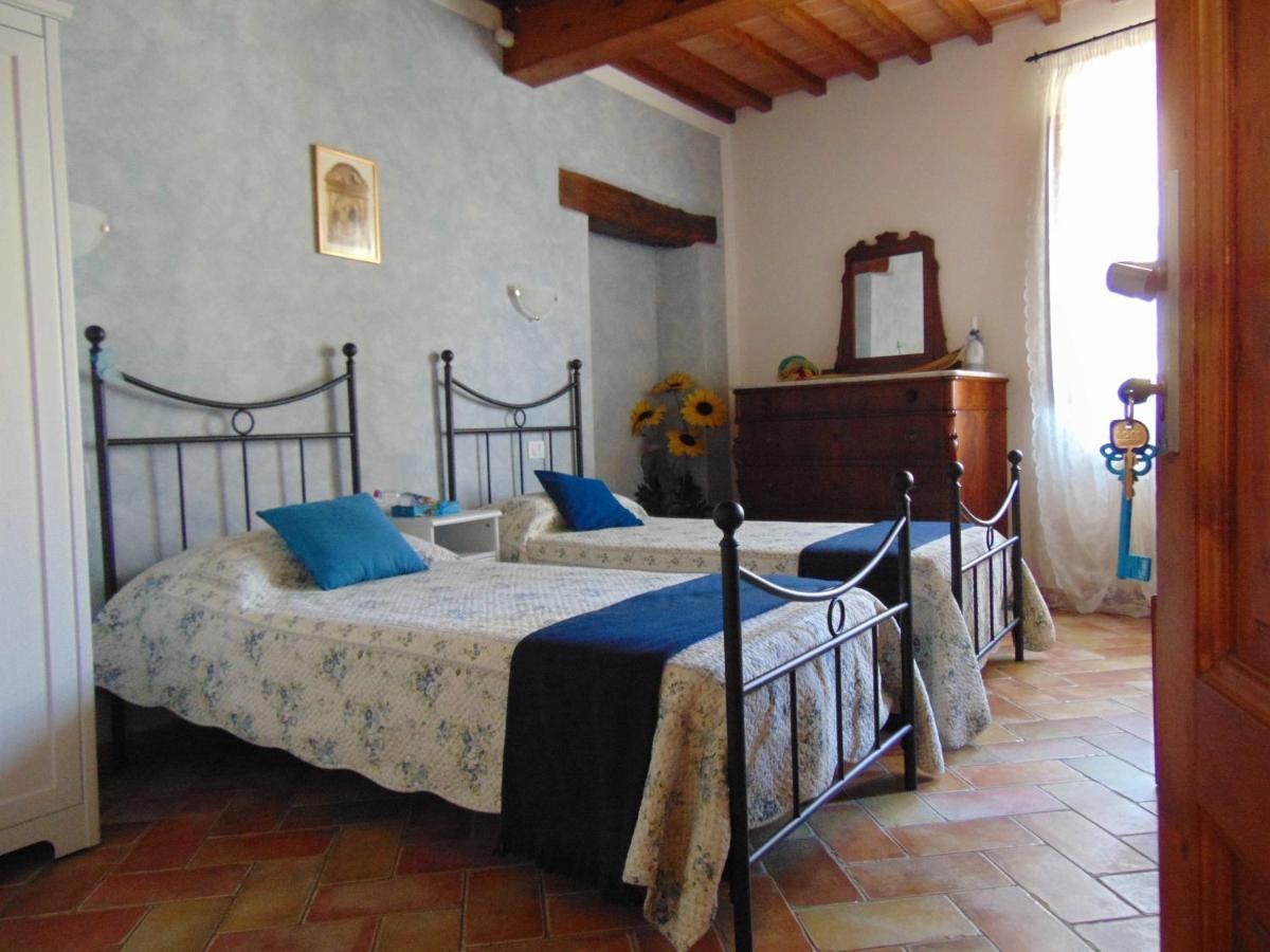 Hotel Fra I Mesi Ambra Esterno foto
